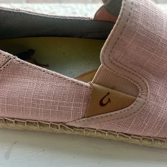 EUC OluKaui Kaula Pa’a Kapa rose sea salt slip on espadrilles size 8