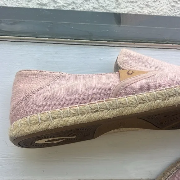 EUC OluKaui Kaula Pa’a Kapa rose sea salt slip on espadrilles size 8