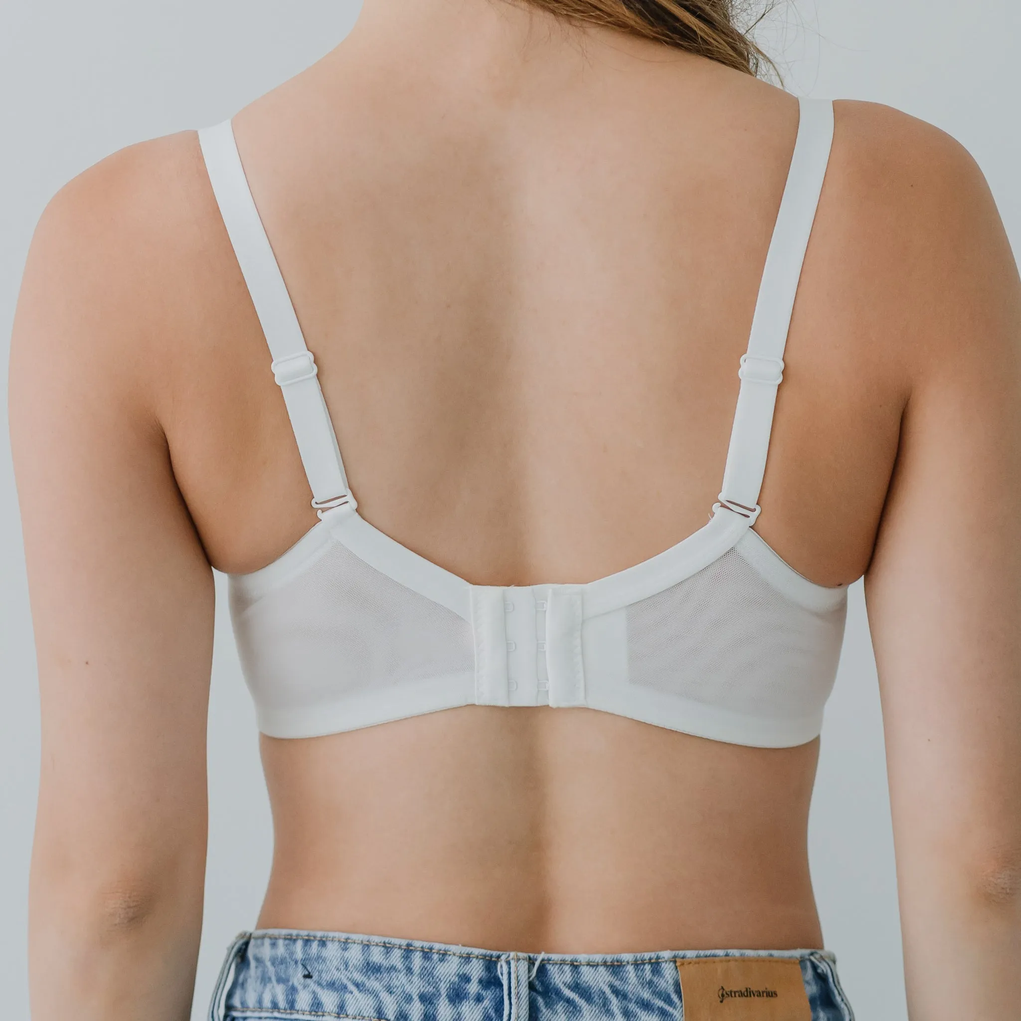 Feathery-Light Lace Mesh! Unlined Bra in Icing