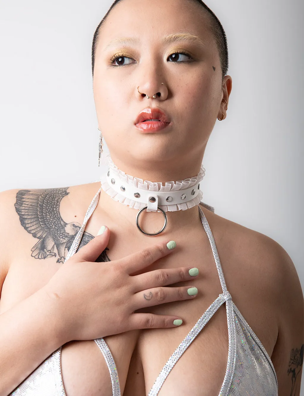 FRILL CHOKER - WHITE