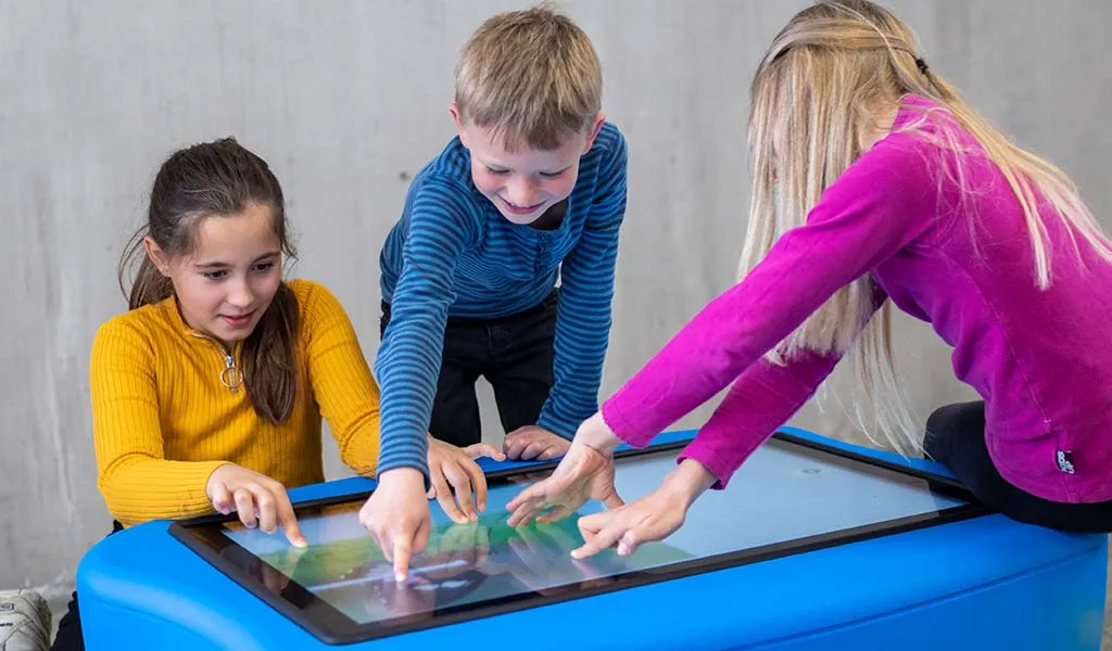 Fun Board 32"   Adjustable Stand - Interactive Touch Pad