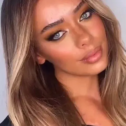 Gentle Wavy  Long Blonde Wigs