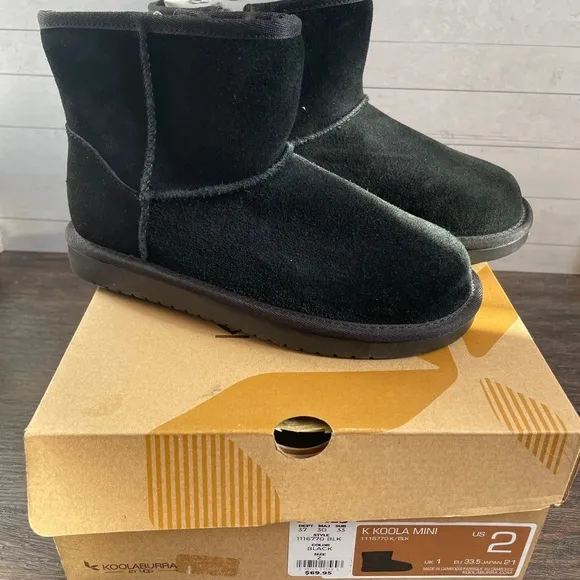 Girls Koolaburra by Ugg koola Black Mini Boots. Size 2. New
