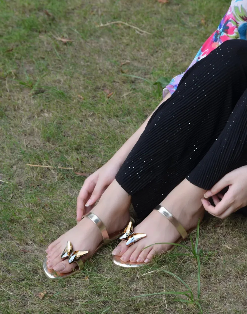 Greta Slides - Gold