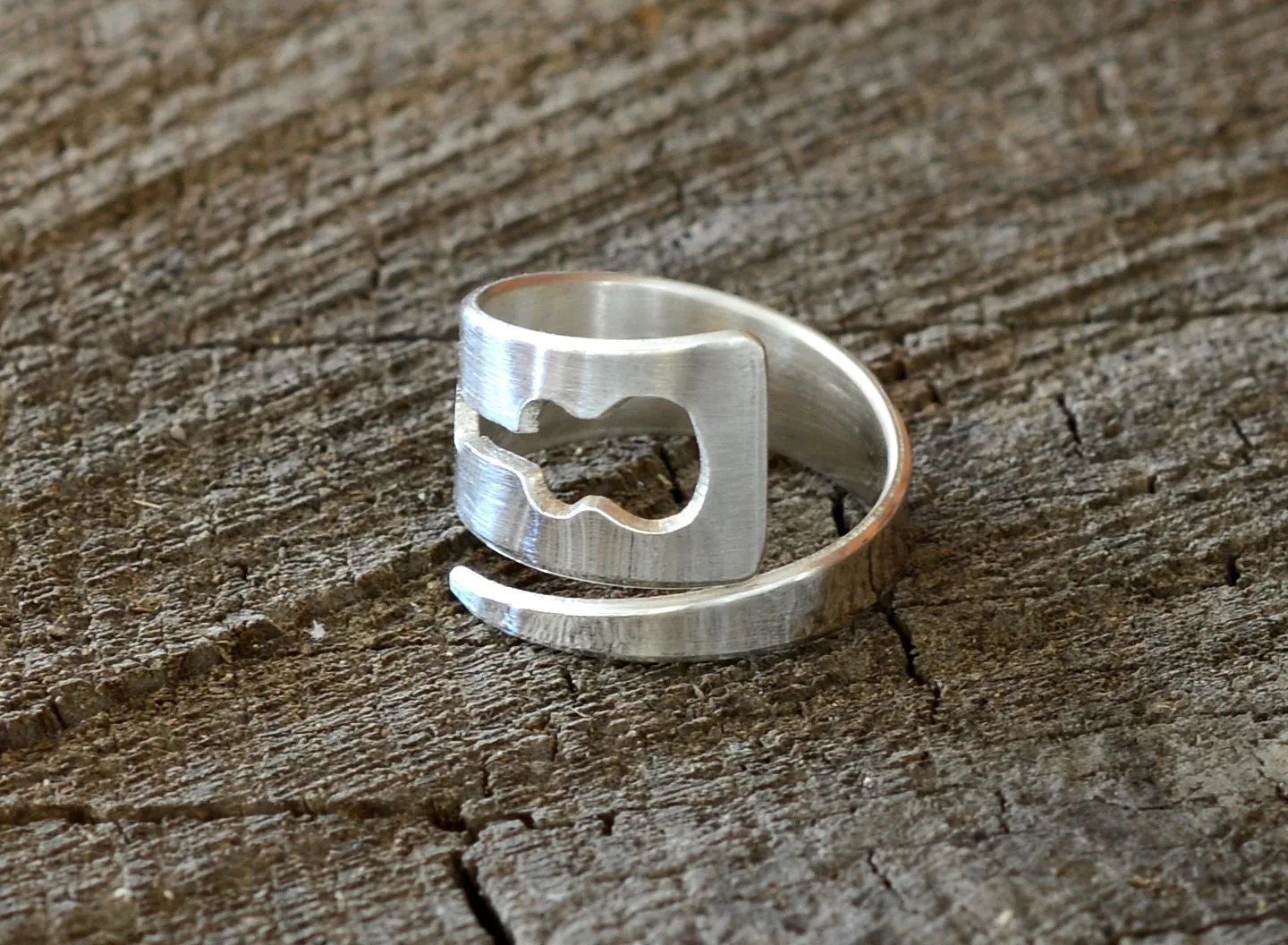 Guitar sterling silver adjustable bypass style wrap ring