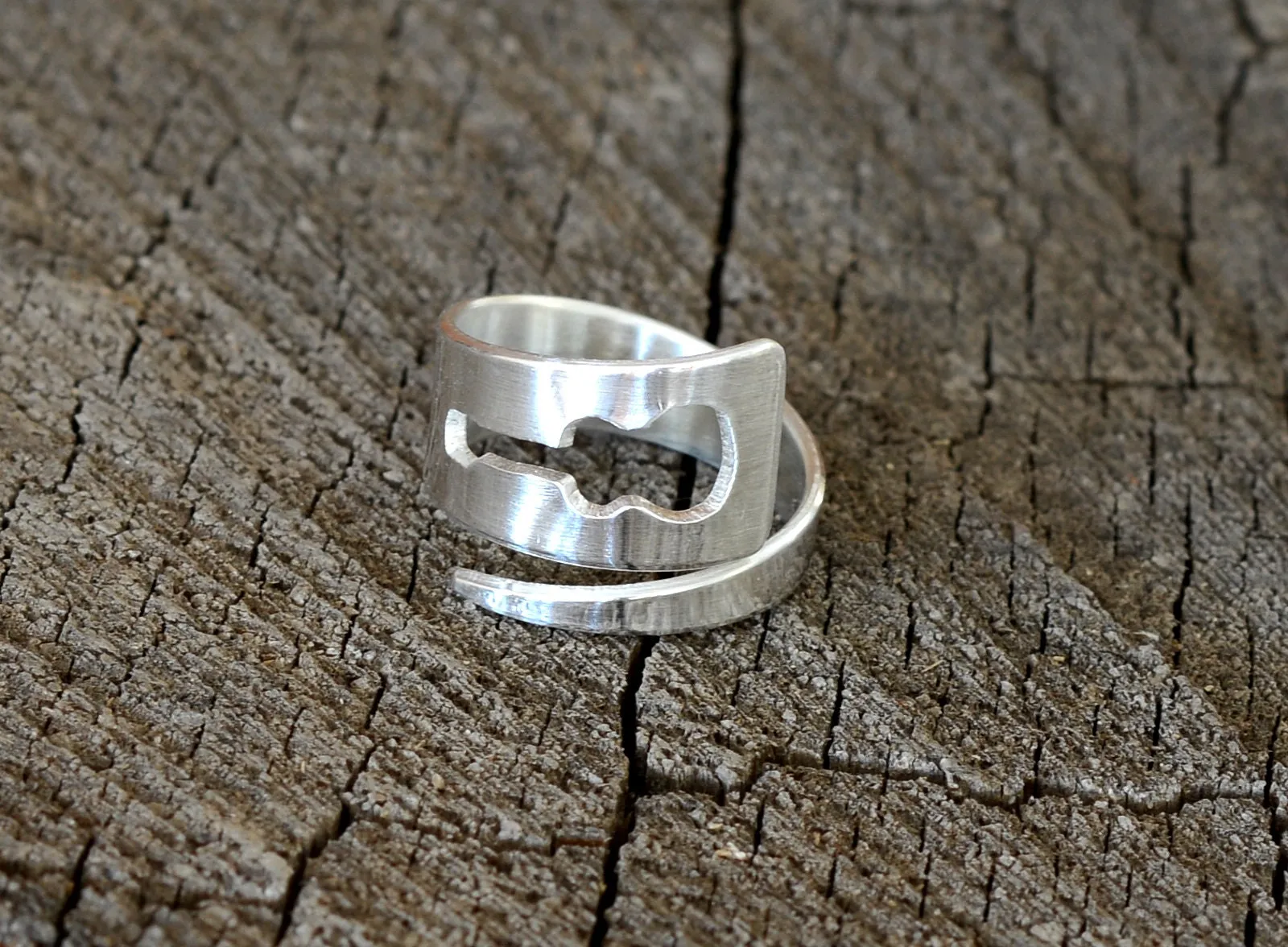 Guitar sterling silver adjustable bypass style wrap ring