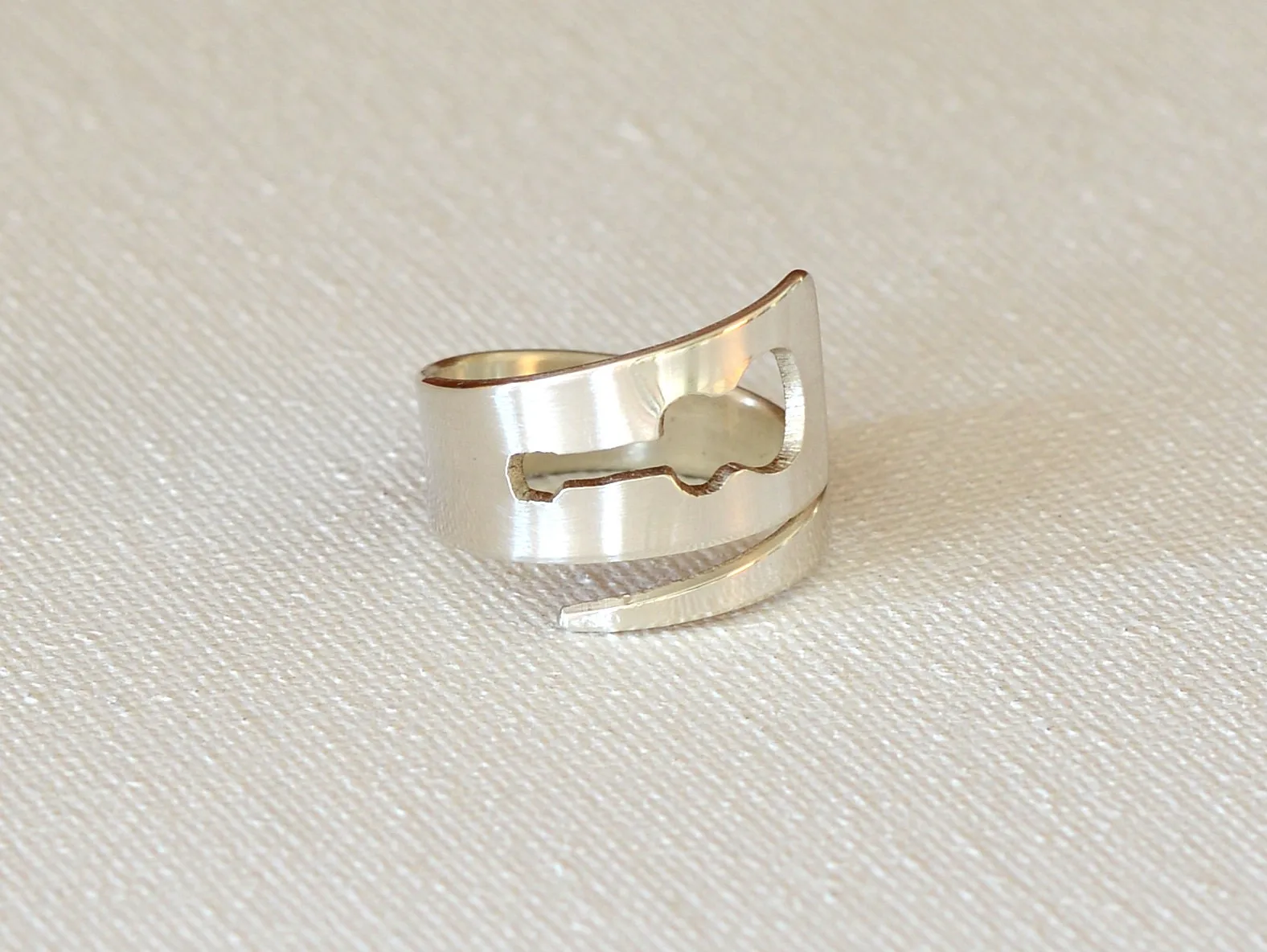 Guitar sterling silver adjustable bypass style wrap ring