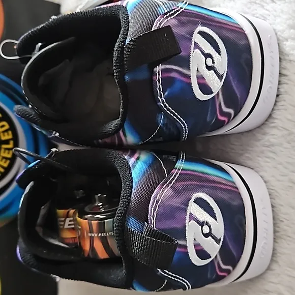 Heelys Multi Print Galaxy Wheeled Sneaker Shoe