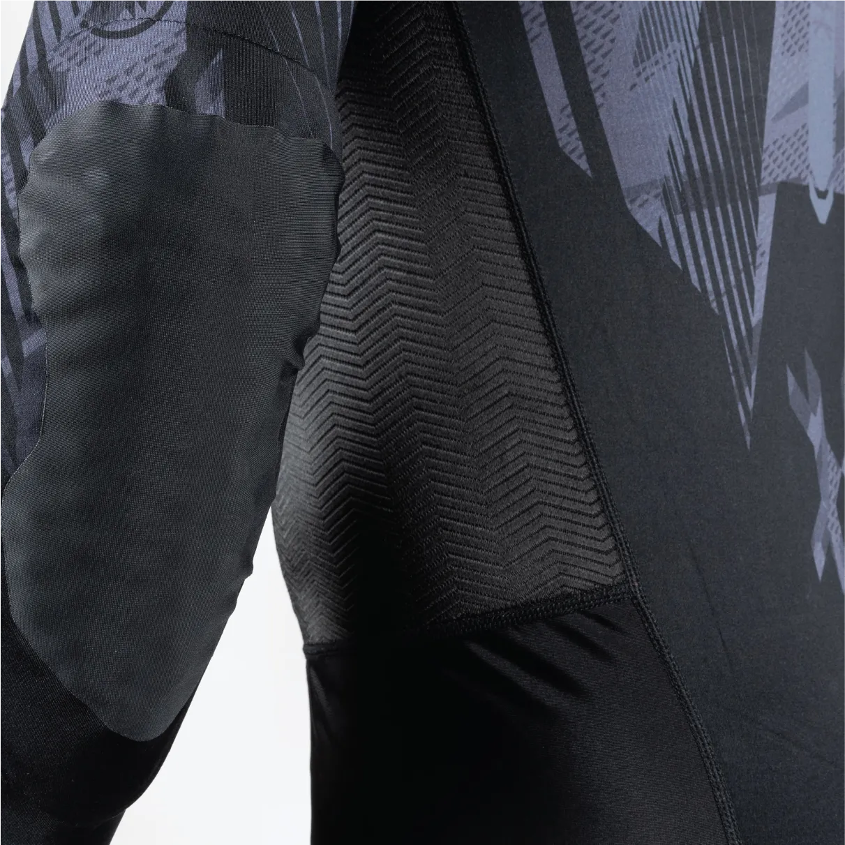 HK ARMY - CTX ARMORED COMPRESSION SHIRT