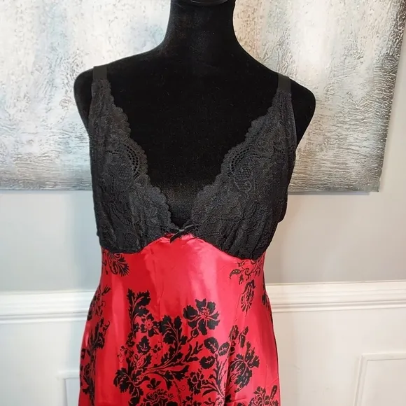 In bloom by Jonquil Nightgown