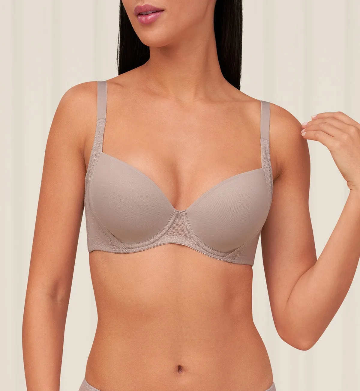 INVISIBLE INSIDE-OUT DELICATE WIRED PADDED BRA