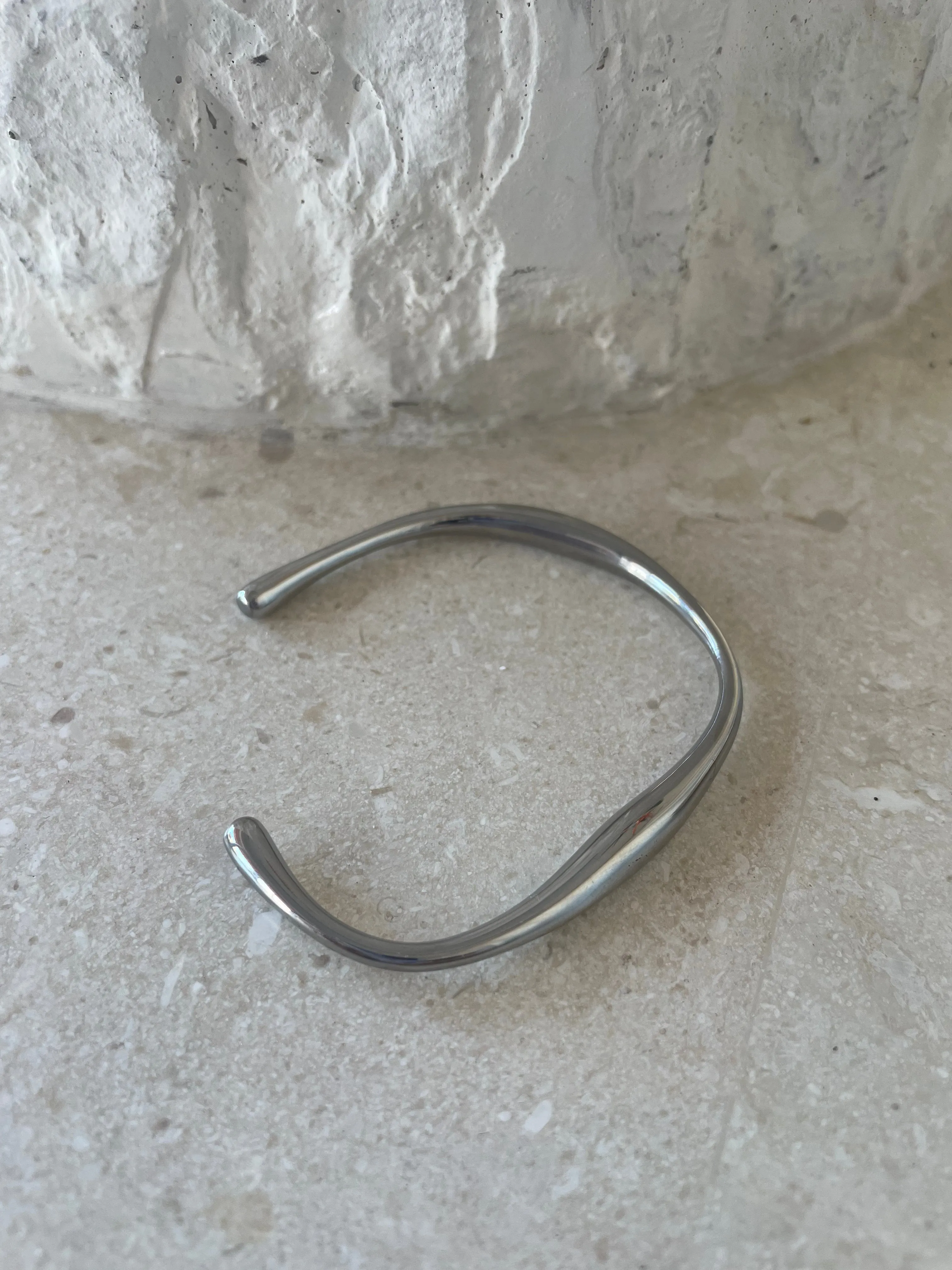 Isla Cuff Bangle Silver