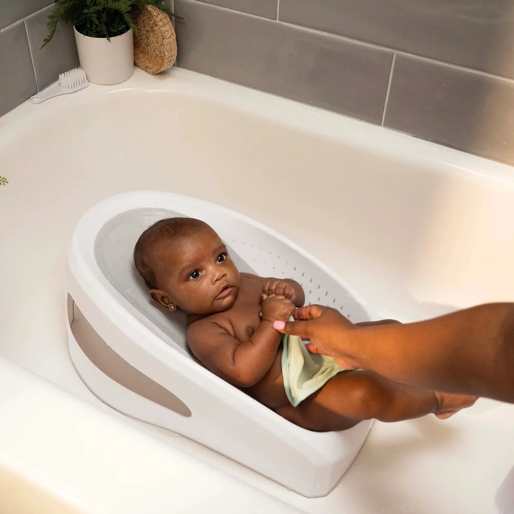 Ity by Ingenuity Easy Rinse™ Bather