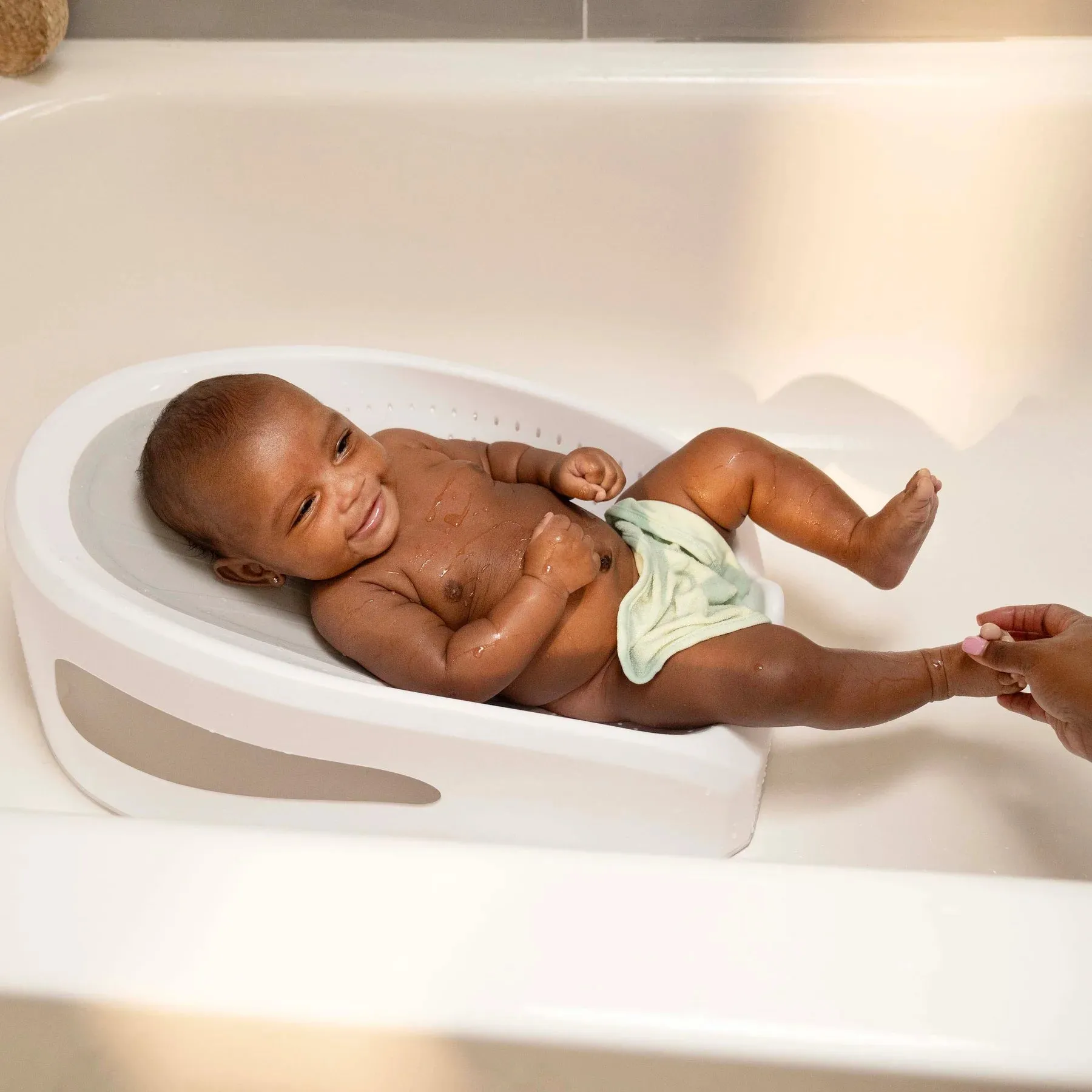 Ity by Ingenuity Easy Rinse™ Bather