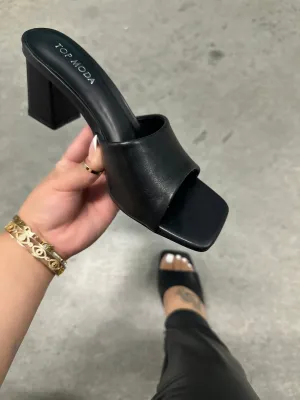 Jackie Mid Heel- Black