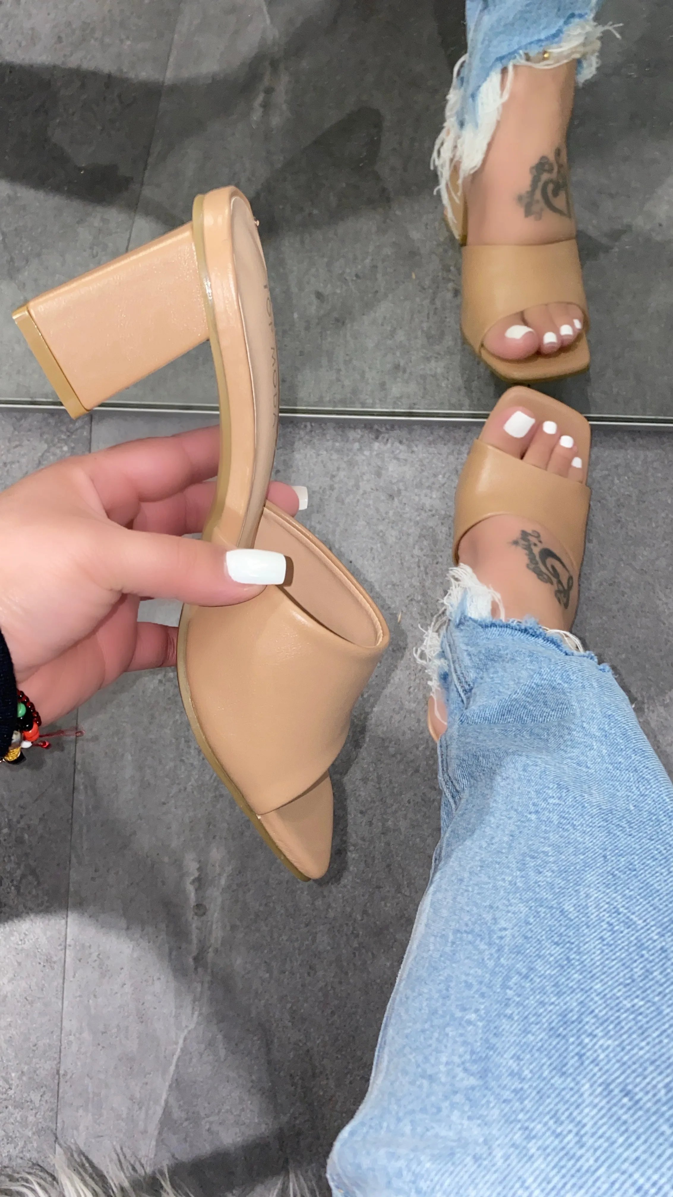 Jackie Mid Heel- Camel