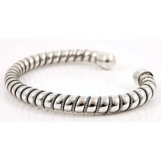 Knot Bangle