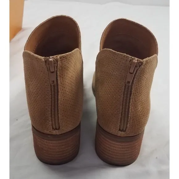 Korks Women's Sz. 8 Maldon Suede Tan Ankle Booties Stacked Heel