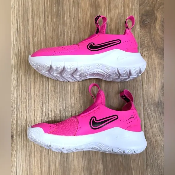 LITTLE KIDS' NIKE FLEX RUNNER 3 RUNNING SHOES - Laser Fuchsia, Size 9C, NWOT