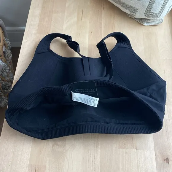 Lululemon AirSupport Bra *High Support Black