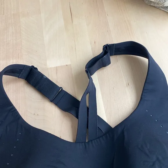 Lululemon AirSupport Bra *High Support Black