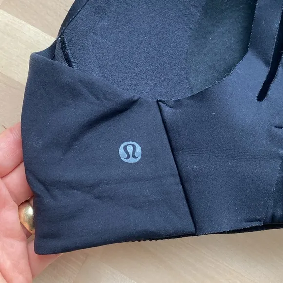 Lululemon AirSupport Bra *High Support Black