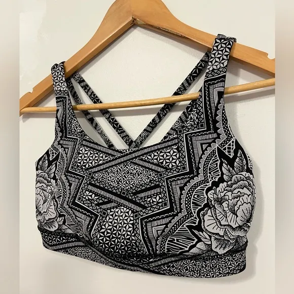 Lululemon Energy Bra Inked Energy Bra Ice Grey Black 8