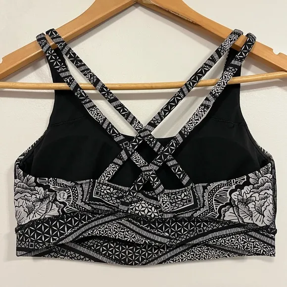 Lululemon Energy Bra Inked Energy Bra Ice Grey Black 8