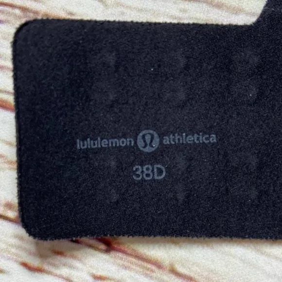 Lululemon Enlite Bra In Black Sz 38D