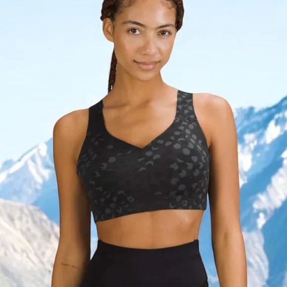 Lululemon Enlite Bra Weave High Support in Primal Dot Black Multi Sz 38DD