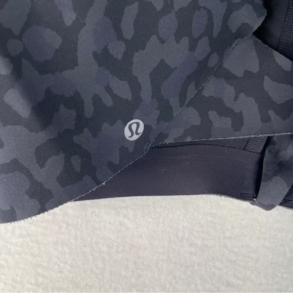 Lululemon Enlite Bra *Zip Front Formation Camo Deep Coal Multi Size 36E