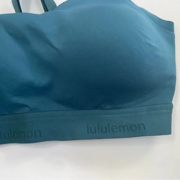 LULULEMON Fine Form Bra in Bermuda Teal Size 34DD Yoga Running Sport Seamless