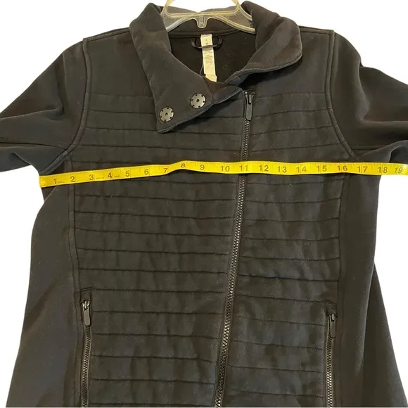 Lululemon Fleece To Be True Jacket Black 2 quilted