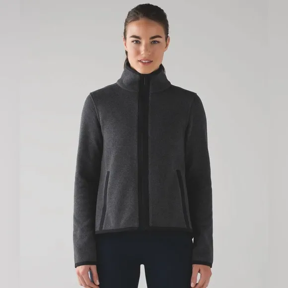 Lululemon Its Fleecing Cold Zip UpHeathered Black / Black
