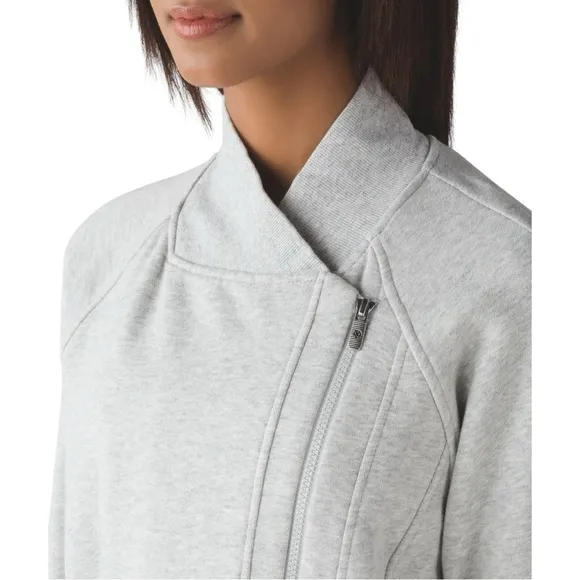 Lululemon Light Grey Fleece Fill Zip Wrap Jacket Size Small Medium 6–8