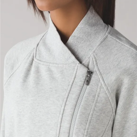 Lululemon Light Grey Fleece Fill Zip Wrap Jacket Size Small Medium 6–8