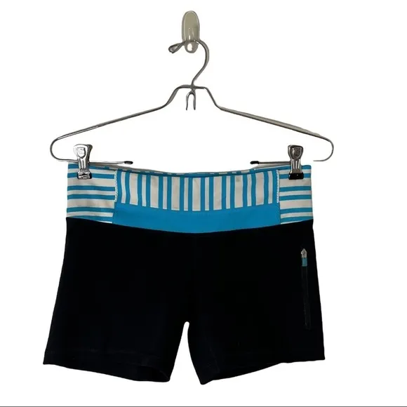 Lululemon Run - Fast Track Short (Black/Twin Stripe Spry Blue)