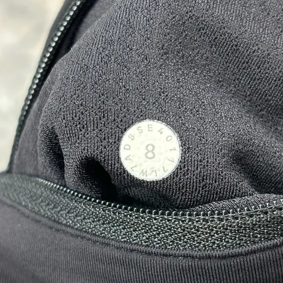 Lululemon |‎ Smooth Stride High-Rise Short 3.5&quot; | Viridian Green/Black | Size 8