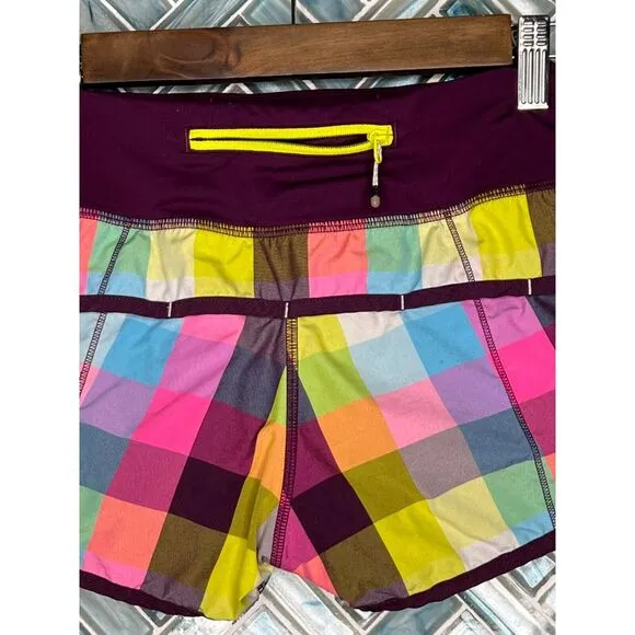 LULULEMON SPEED‎ SHORTS SEA CHECK MULTI PLUM PLAID 2.5&quot; SIZE 2 RUNNING ACTIVE