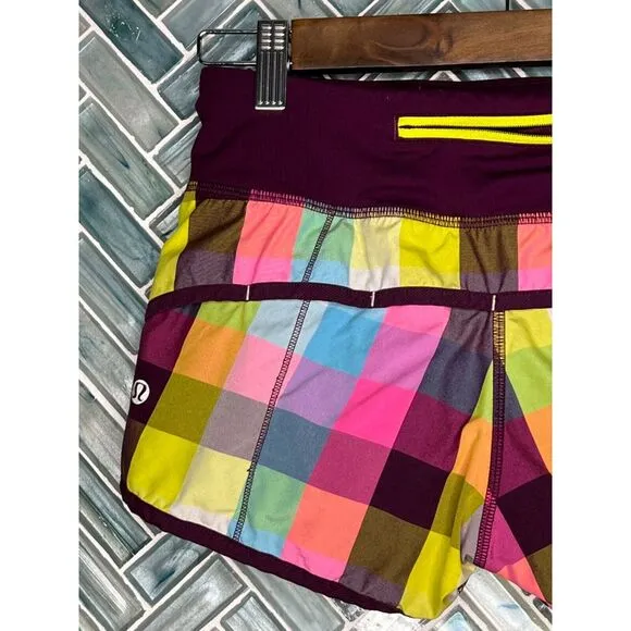 LULULEMON SPEED‎ SHORTS SEA CHECK MULTI PLUM PLAID 2.5&quot; SIZE 2 RUNNING ACTIVE