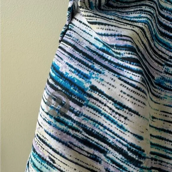 Lululemon Speed Shorts Women’s Size 6 Blurry Belle Blue Purple Black Striped Run