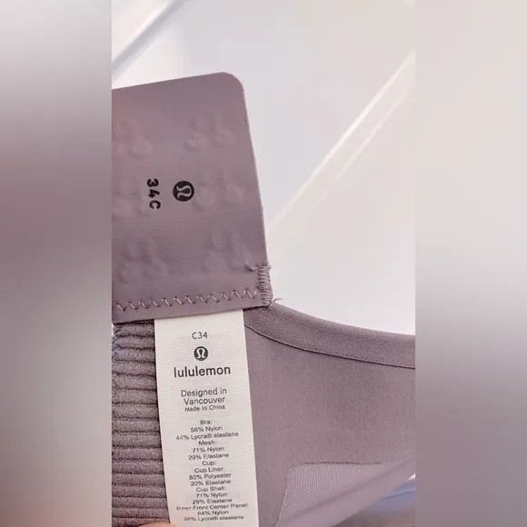 Lululemon Swift Speed High Support Size 34C Bra in Lunar Rock 💟