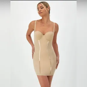 Maidenform Ultra-Firm Control Convertible Shapewear Slip with Underwire Support