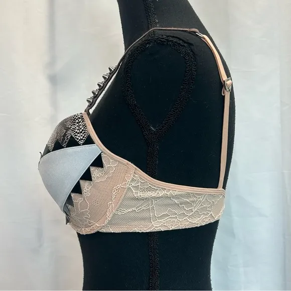 Marlies Dekkers lace snake print studded padded push-up bra Sz 34D