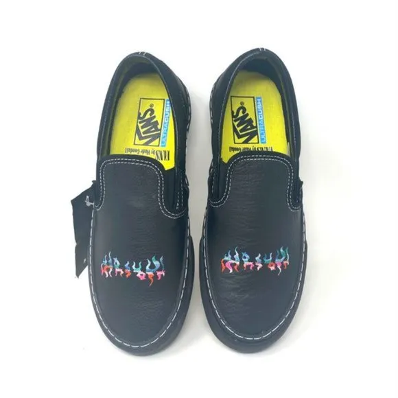 💖MEGA SALE💖NEW VANS Classic Slip On  Black Color Women s Flame SB VN0A3MUCN3H