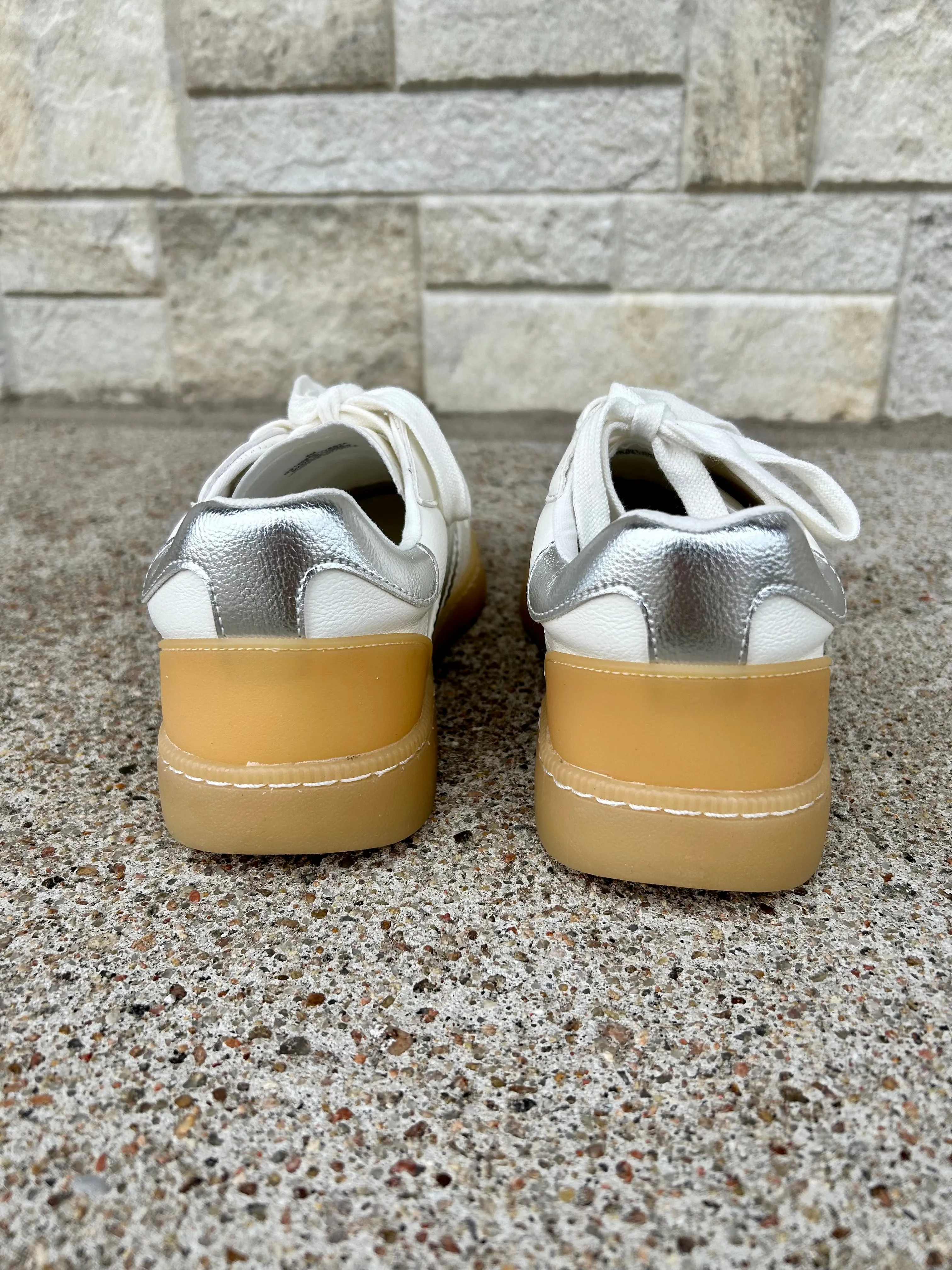 MIA Vesta Sneaker