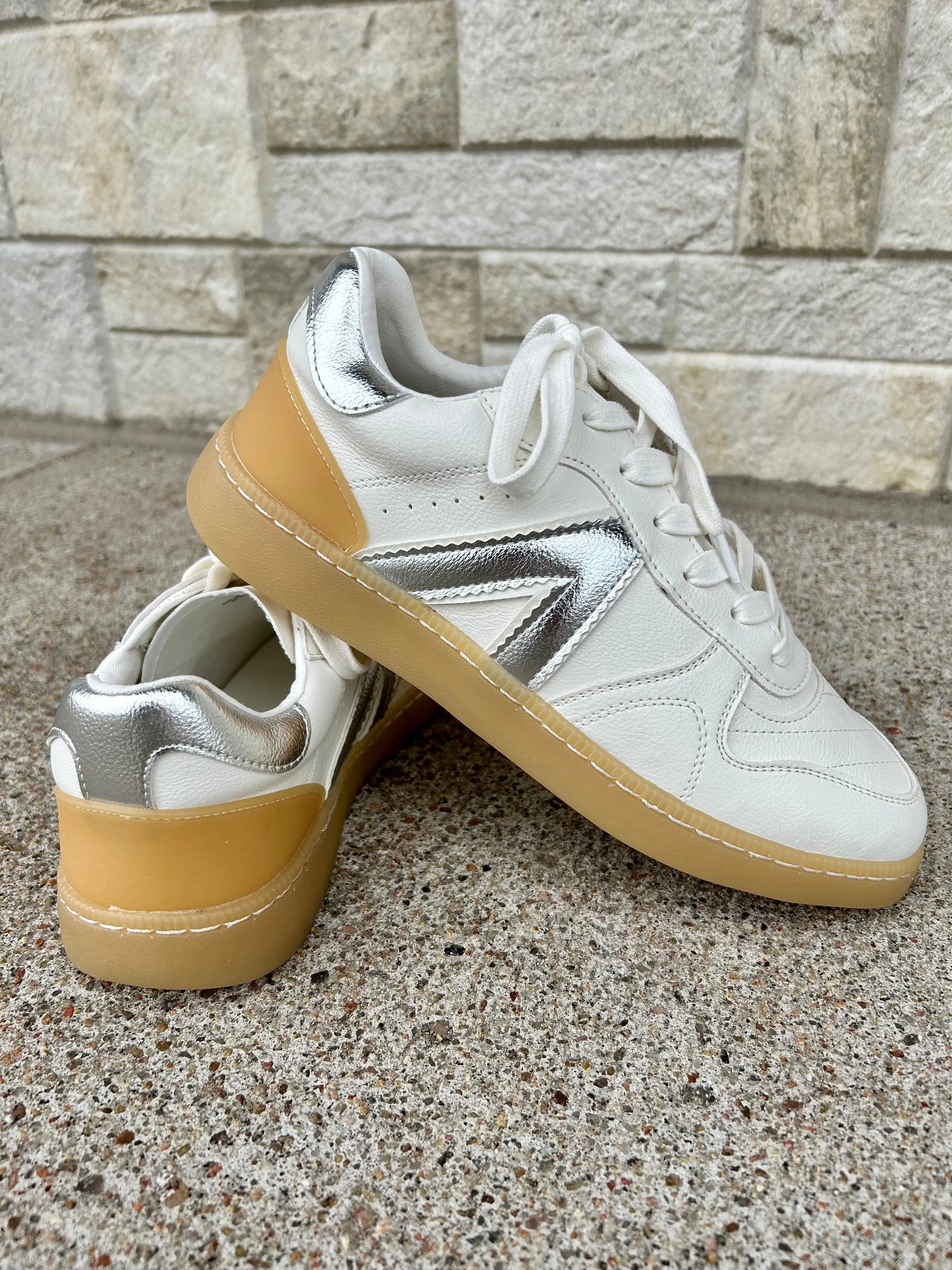 MIA Vesta Sneaker
