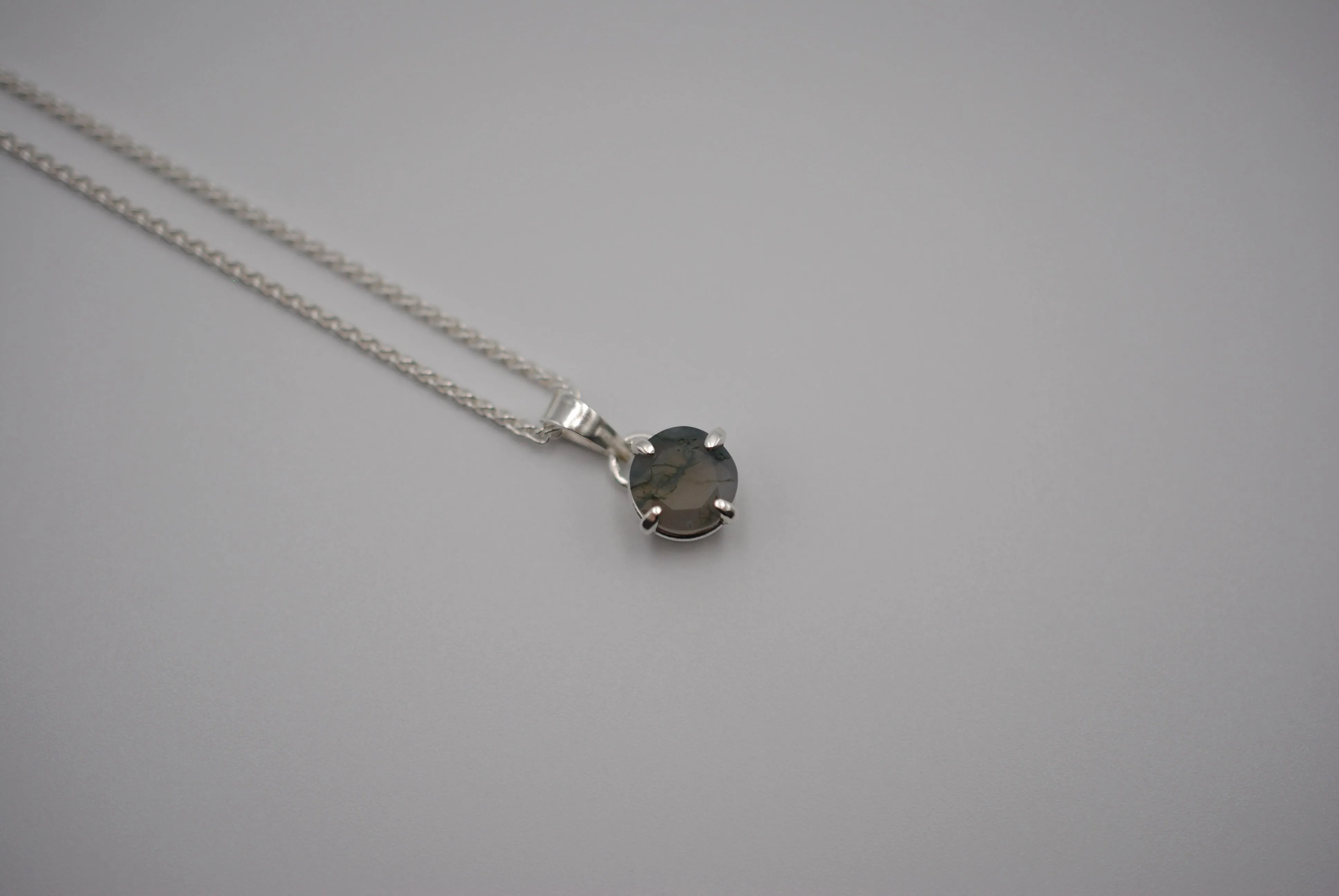 Moss Agate Necklace: Round Cut, Silver Prong Setting, Adjustable Wheat Chain