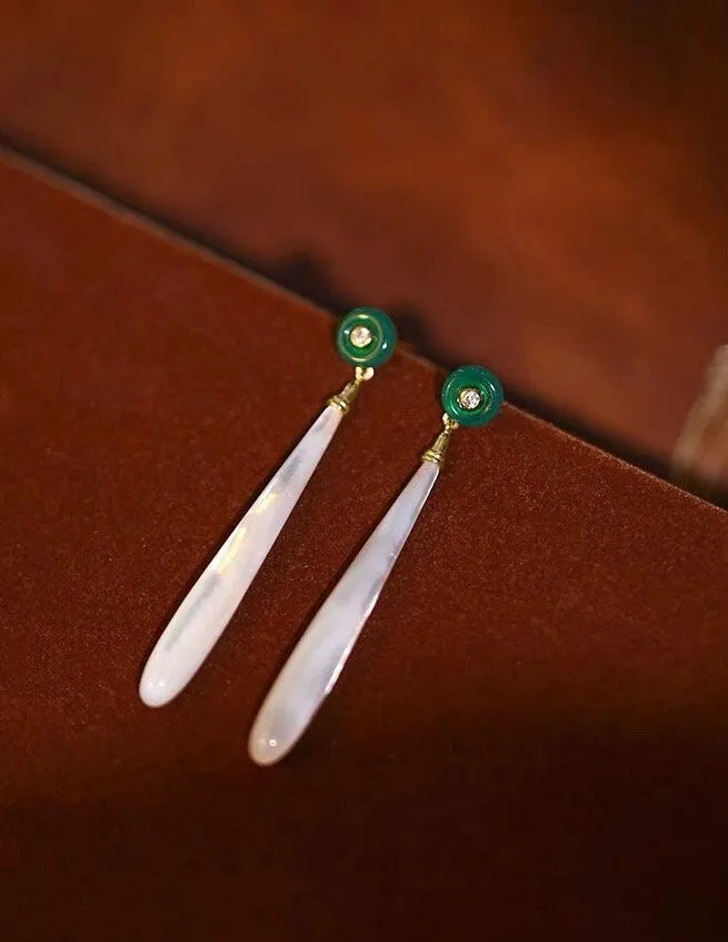 Mother of Pearl Teardrop Vintage Earrings