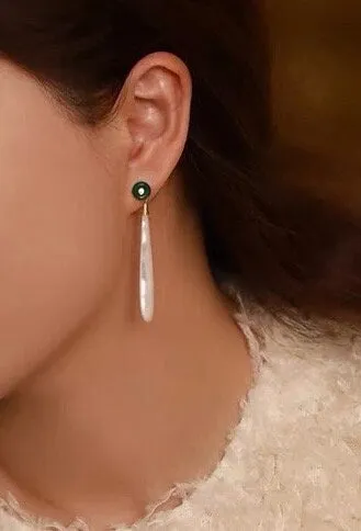 Mother of Pearl Teardrop Vintage Earrings